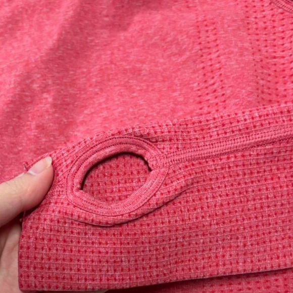 GYMSHARK- vital crop top, red, size small-EUC - Picture 9 of 11